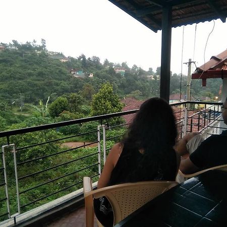Апартаменти Silent De Coorg Мадікері Екстер'єр фото